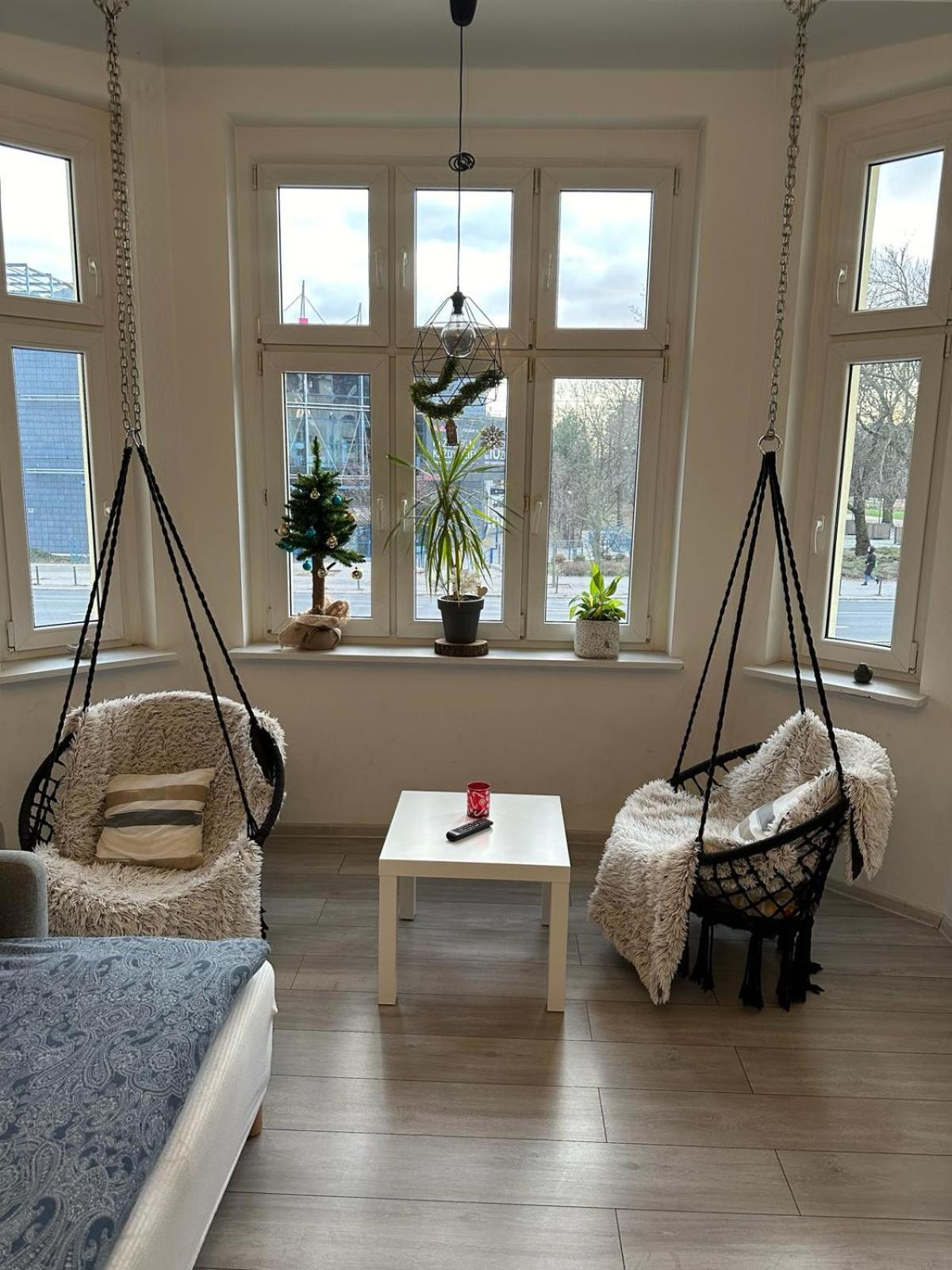 Secret Apartament 4